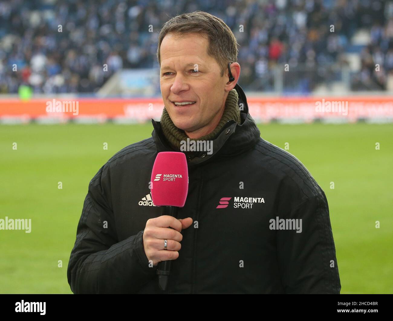 Sport tv moderator hi-res stock photography and images - Alamy