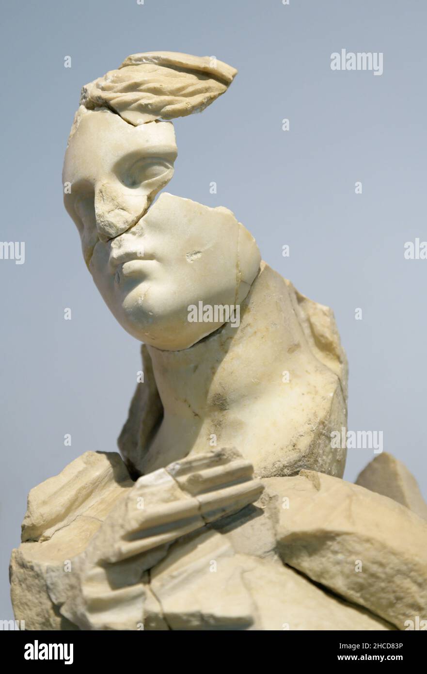 Ancient roman marble portrait bust of woman isolated Stock Photo - Alamy