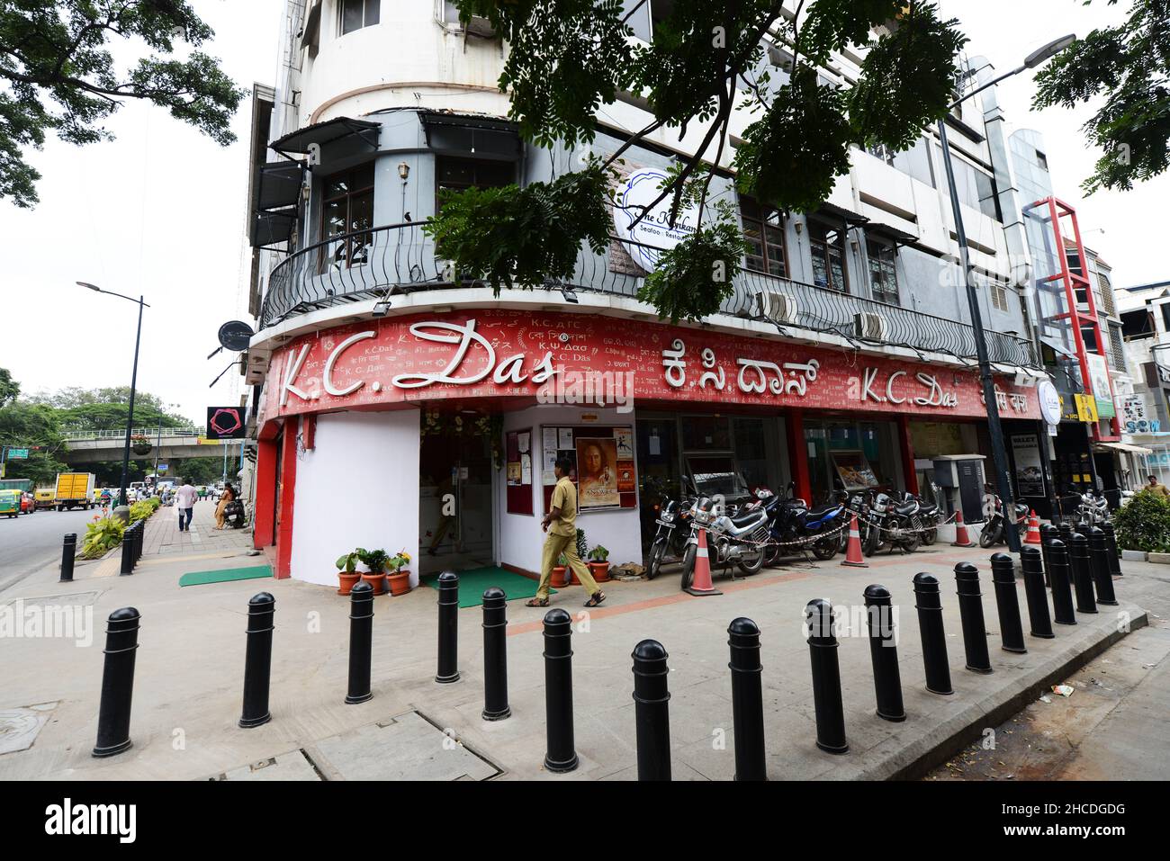 Church street bangalore hires stock photography and images Alamy