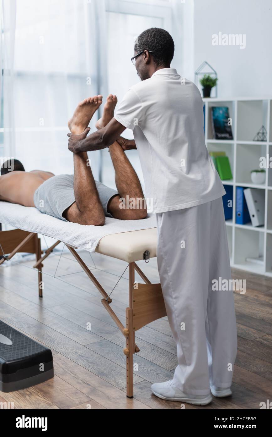 Massage therapist mature adult hi-res stock photography and images - Page  27 - Alamy