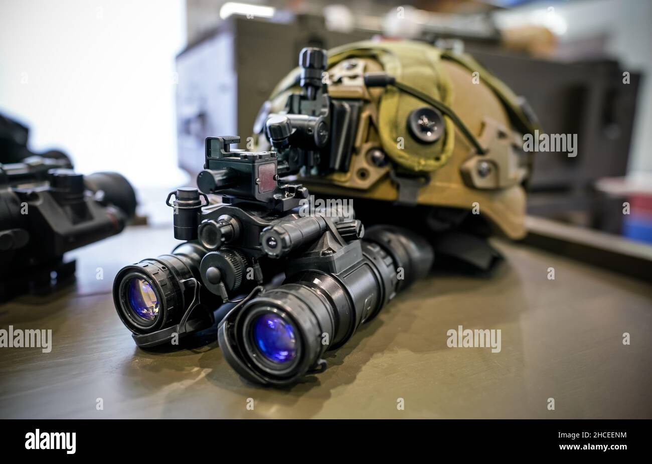 Casque Vision Nocturne Militaire