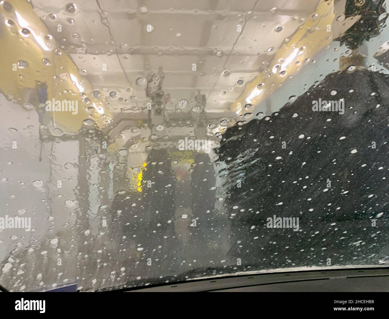 Water repellent windshield hi-res stock photography and images - Alamy