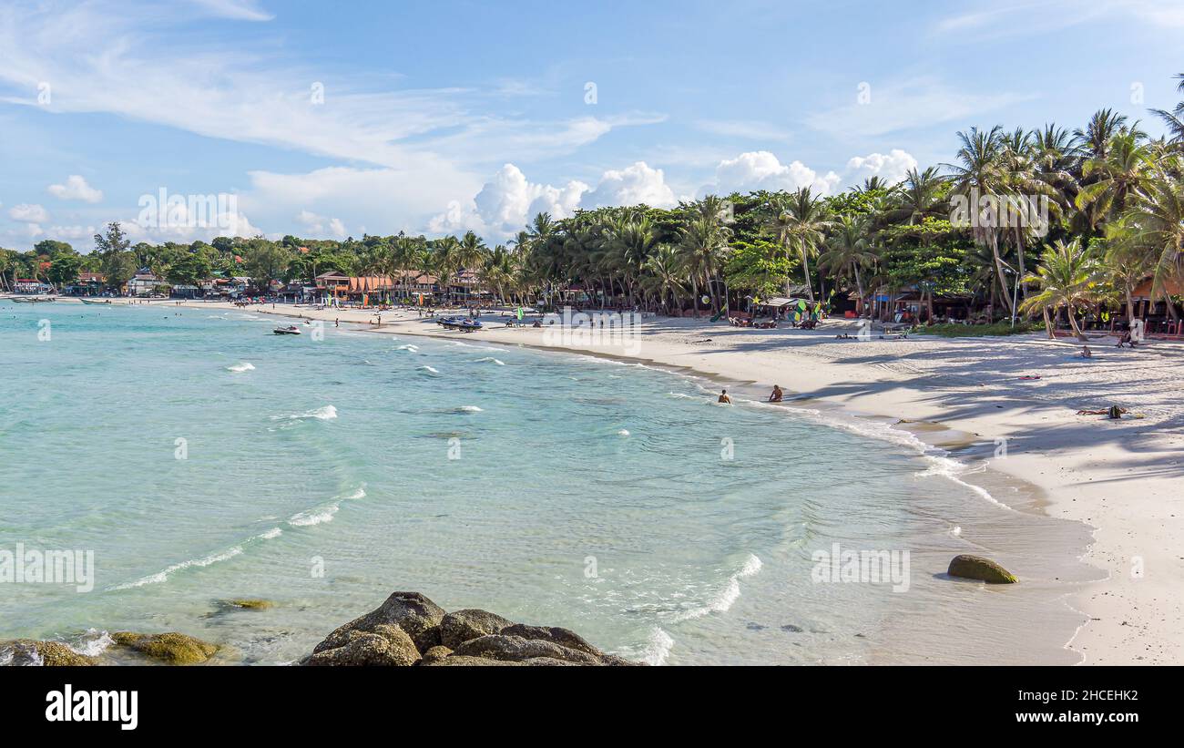 Full moon party beach with crystal clear water,  Haad Rin, Koh Phangan, Thailand - May 5, 2016 Stock Photo