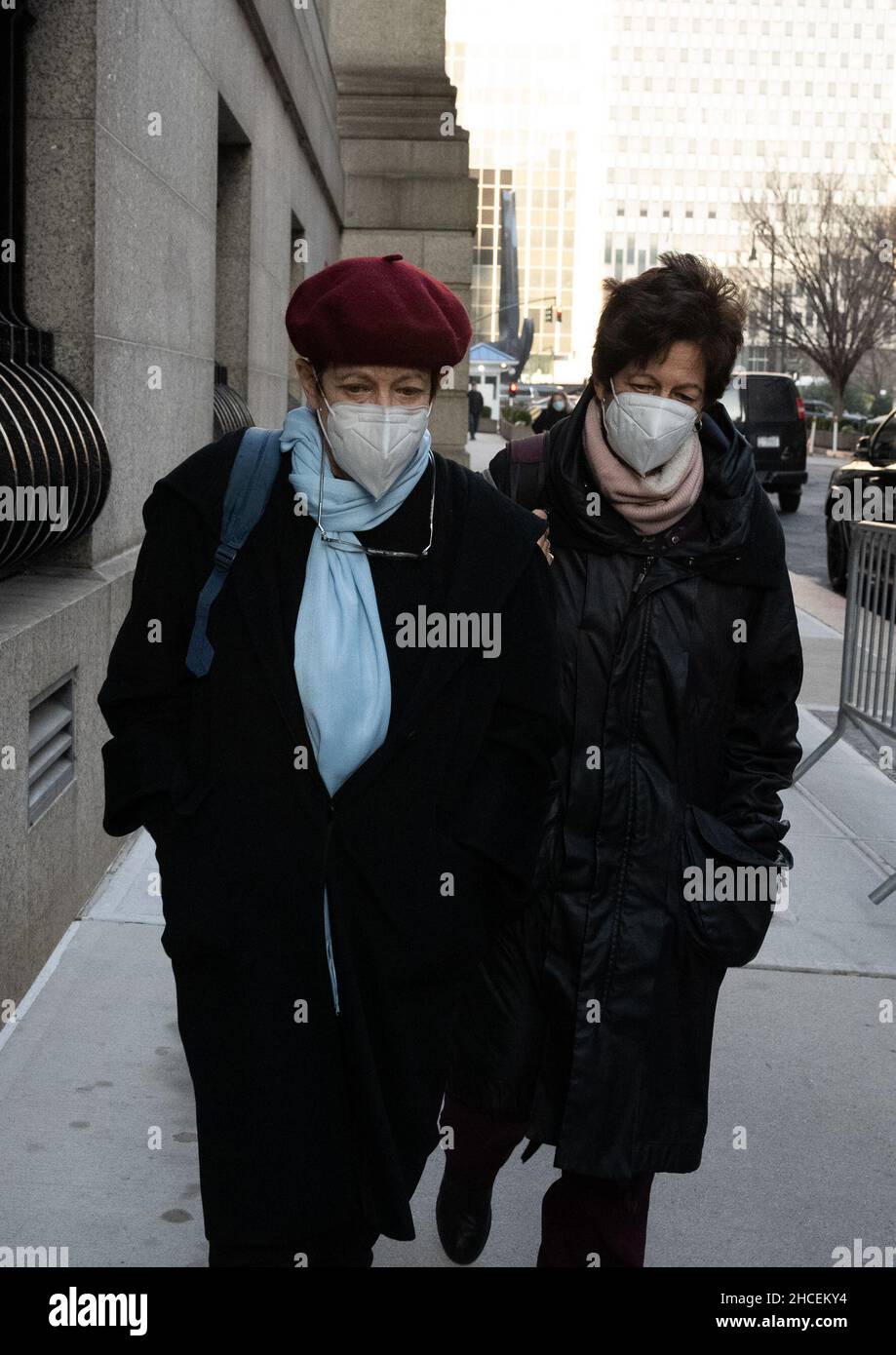 Isabel Maxwell (left) and Christine Maxwell, arriving at the federal courthouse in the Southern District of New York for the trial of Ghislaine Maxwell. A jury will resume deliberations over whether the British socialite is a dangerous predator who recruited teenagers to be sexually abused by financier Jeffrey Epstein, as prosecutors claim. Picture date: Tuesday December 28, 2021. Stock Photo