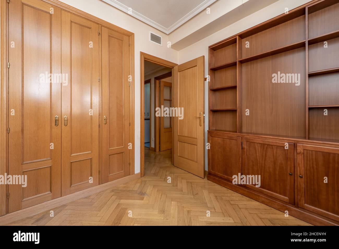 Beautiful Built In Wardrobe Bedroom High Resolution Stock Photography and  Images - Alamy