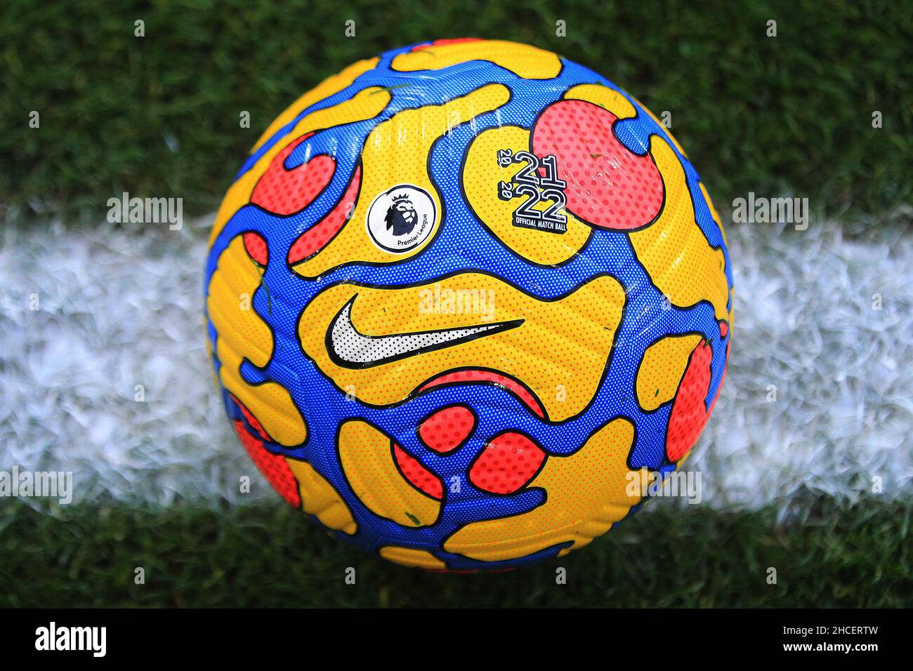 London, UK. 28th Dec, 2021. A Nike Flight Premier league 21/22 season yellow Match ball is pictured on the pitch. Premier league match, Crystal Palace v Norwich City at Selhurst Park stadium in London on Tuesday 28th December 2021. this image may only be used for Editorial purposes. Editorial use only, license required for commercial use. No use in betting, games or a single club/league/player publications. pic by Steffan Bowen/Andrew Orchard sports photography/Alamy Live news Credit: Andrew Orchard sports photography/Alamy Live News Stock Photo