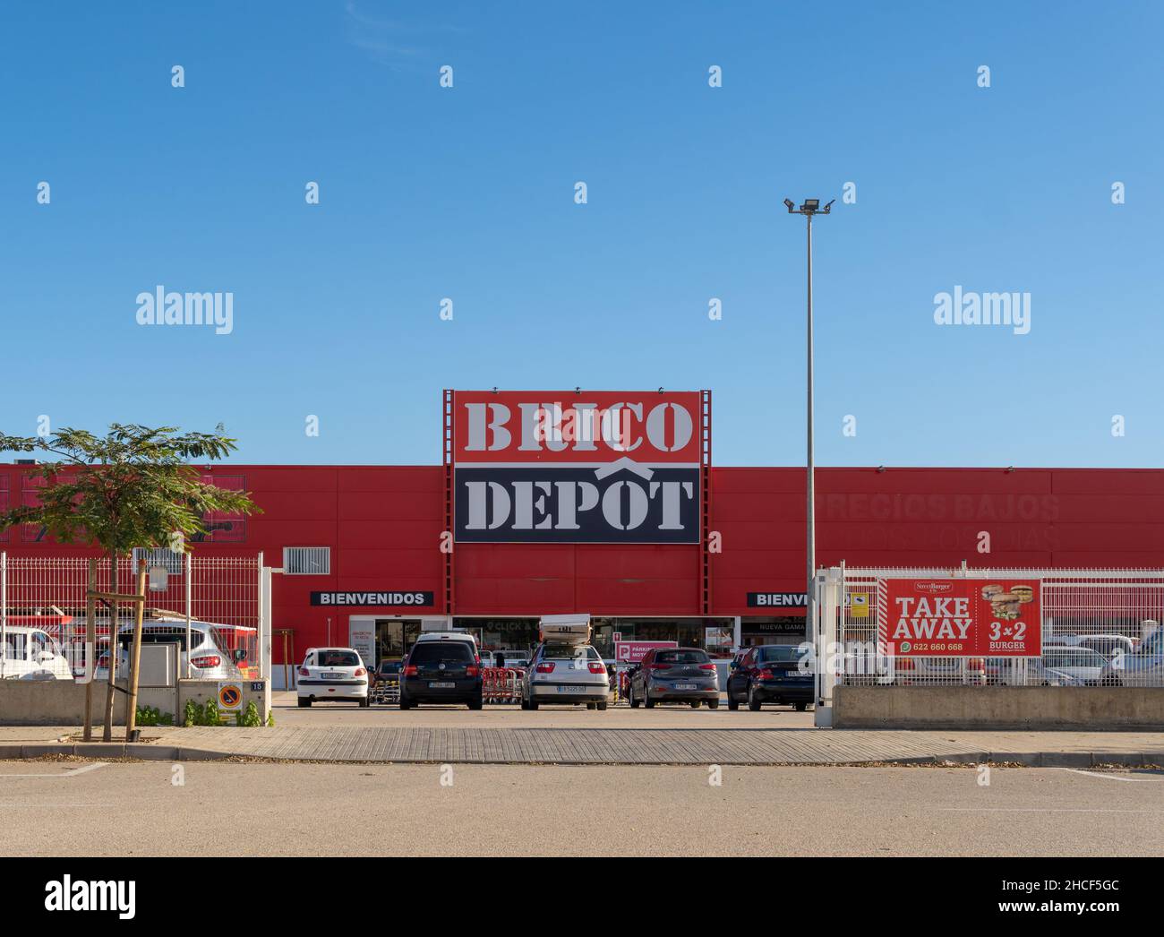 Brico hi-res stock photography and images - Alamy