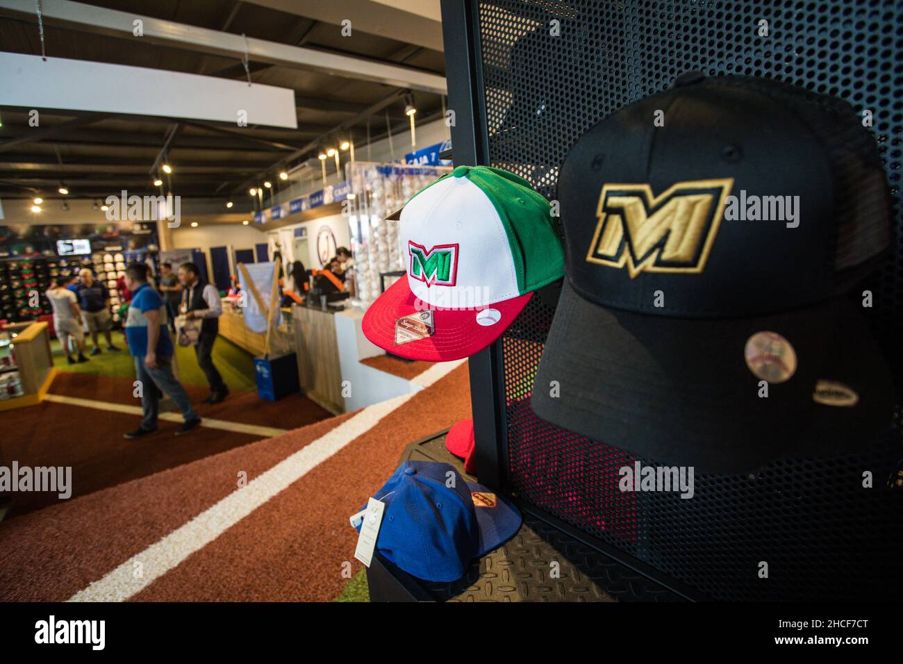 Clasico mundial de beisbol hi-res stock photography and images - Page 6 -  Alamy
