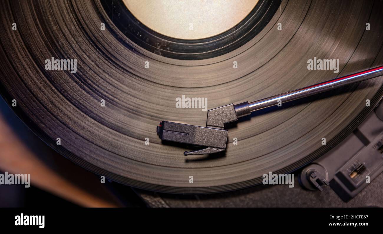 Page 3 Record Player Retro High Resolution Stock Photography And Images Alamy