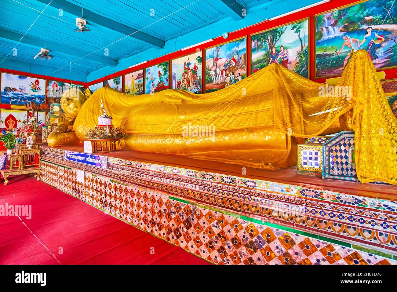 chiang-mai-thailand-may-4-2019-interior-of-viharn-of-wat-muen