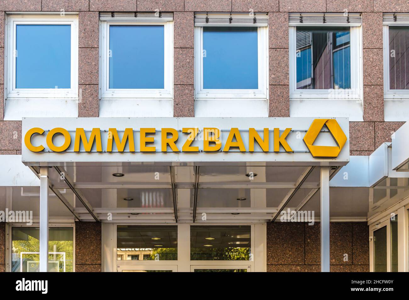 GIESSEN, GERMANY - 2021 04 09: Commerzbank Logo on a Facade. Commerzbank AG  is one of the largest banks in Germany, it is active in commercial banking  Stock Photo - Alamy