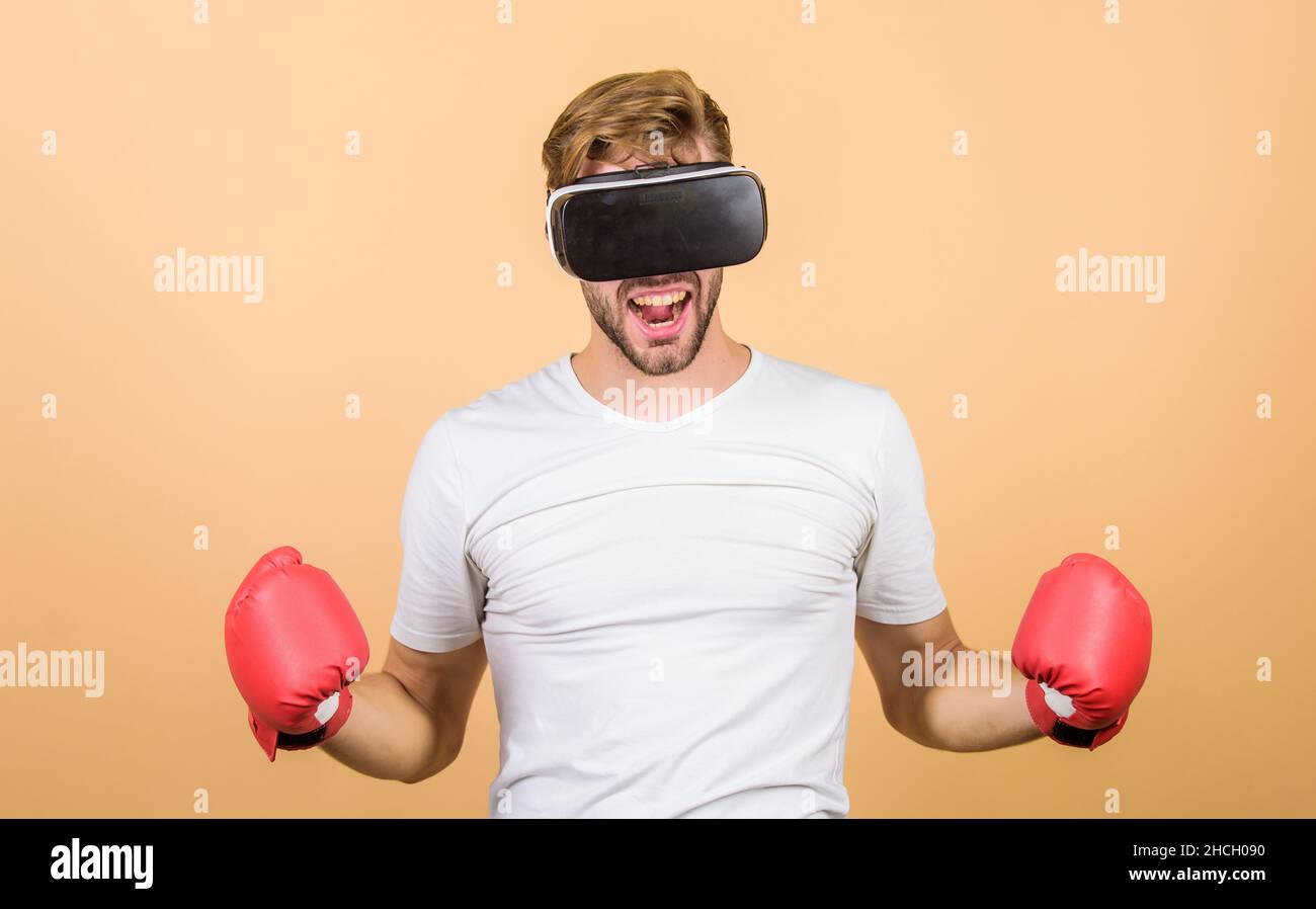 Cyber coach online training. Explore cyber space. Cyber sportsman ...