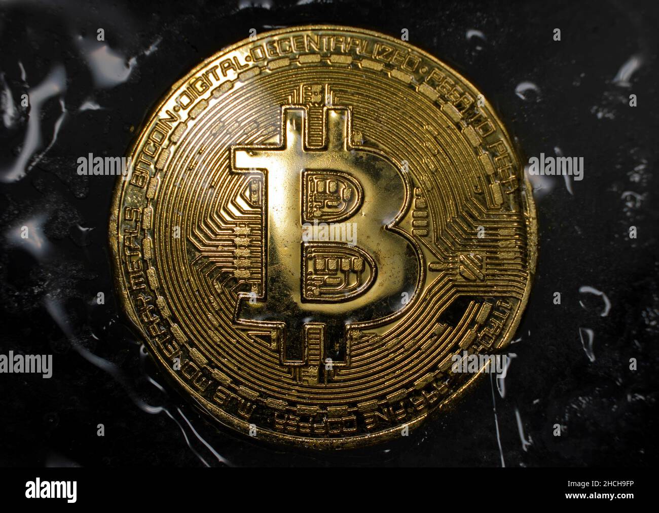 Cryptocurrency frozen hi-res stock photography and images - Alamy