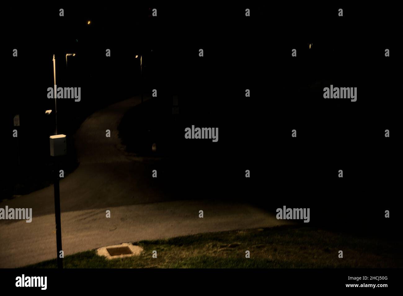 City pavement from above night hi-res stock photography and images - Alamy