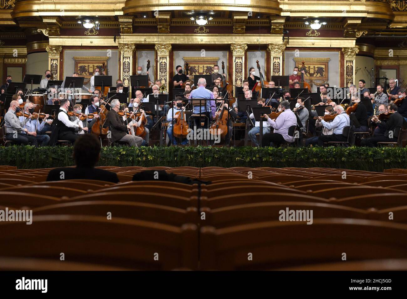 Vienna, Austria. 29th Dec, 2021. Musicians of the Vienna Philharmonic