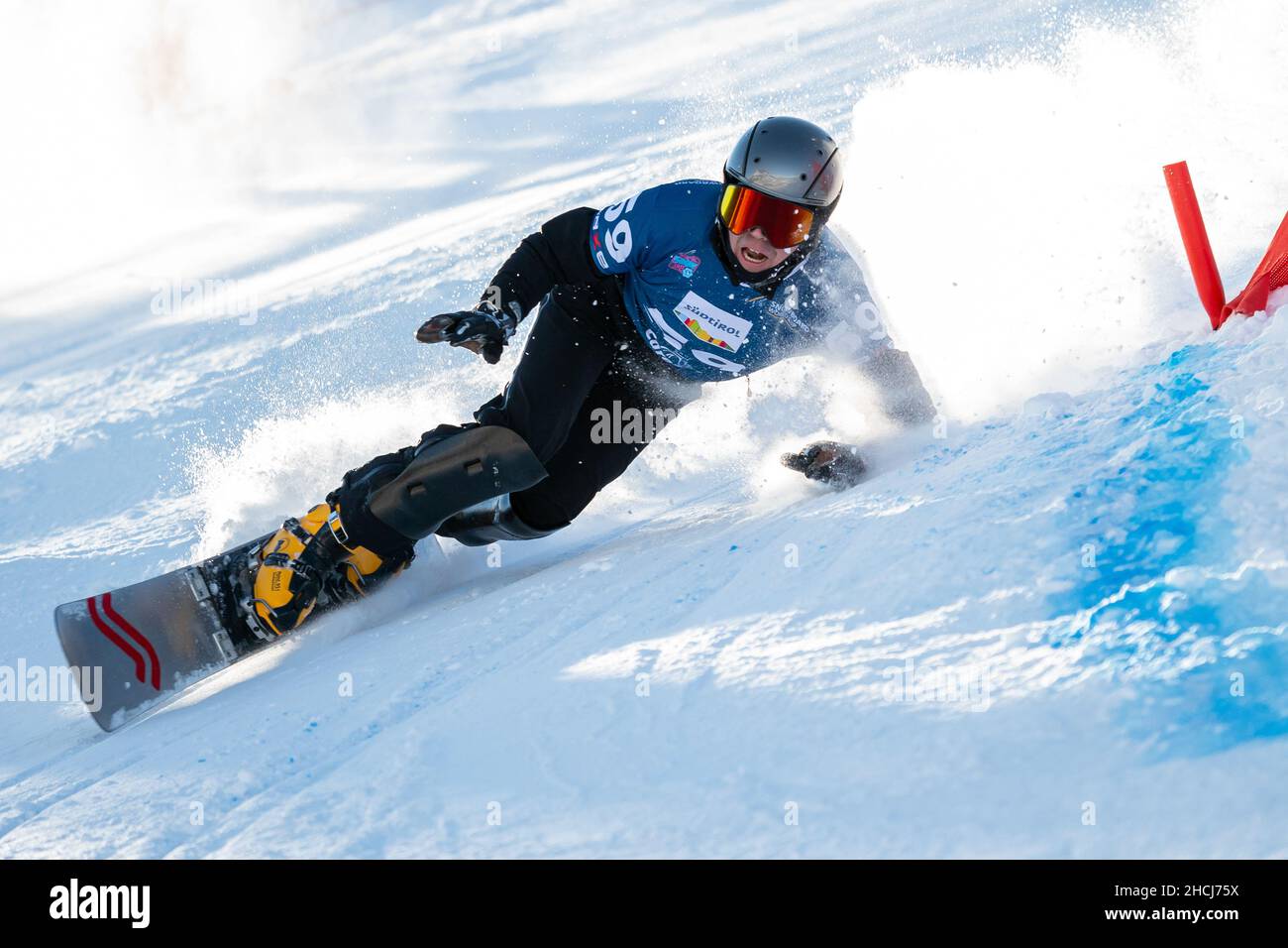 ANDERSON Jasey Jay (CAN) competing the Fis Snowboard World Cup 2022 Men's Parallel Giant Slalom on the Pra Di Tori (Carezza) Photo Alamy