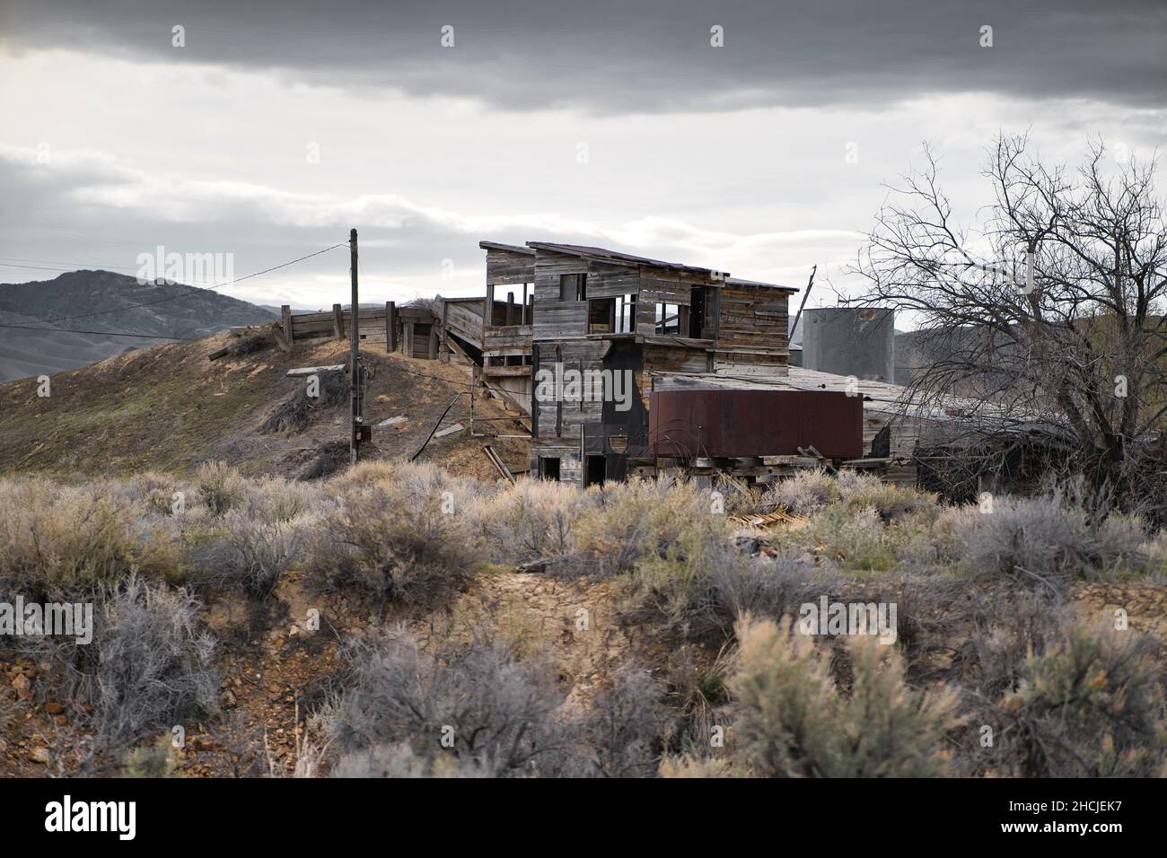 Abandoned building in Nevada near EB I-80 Stock Photo