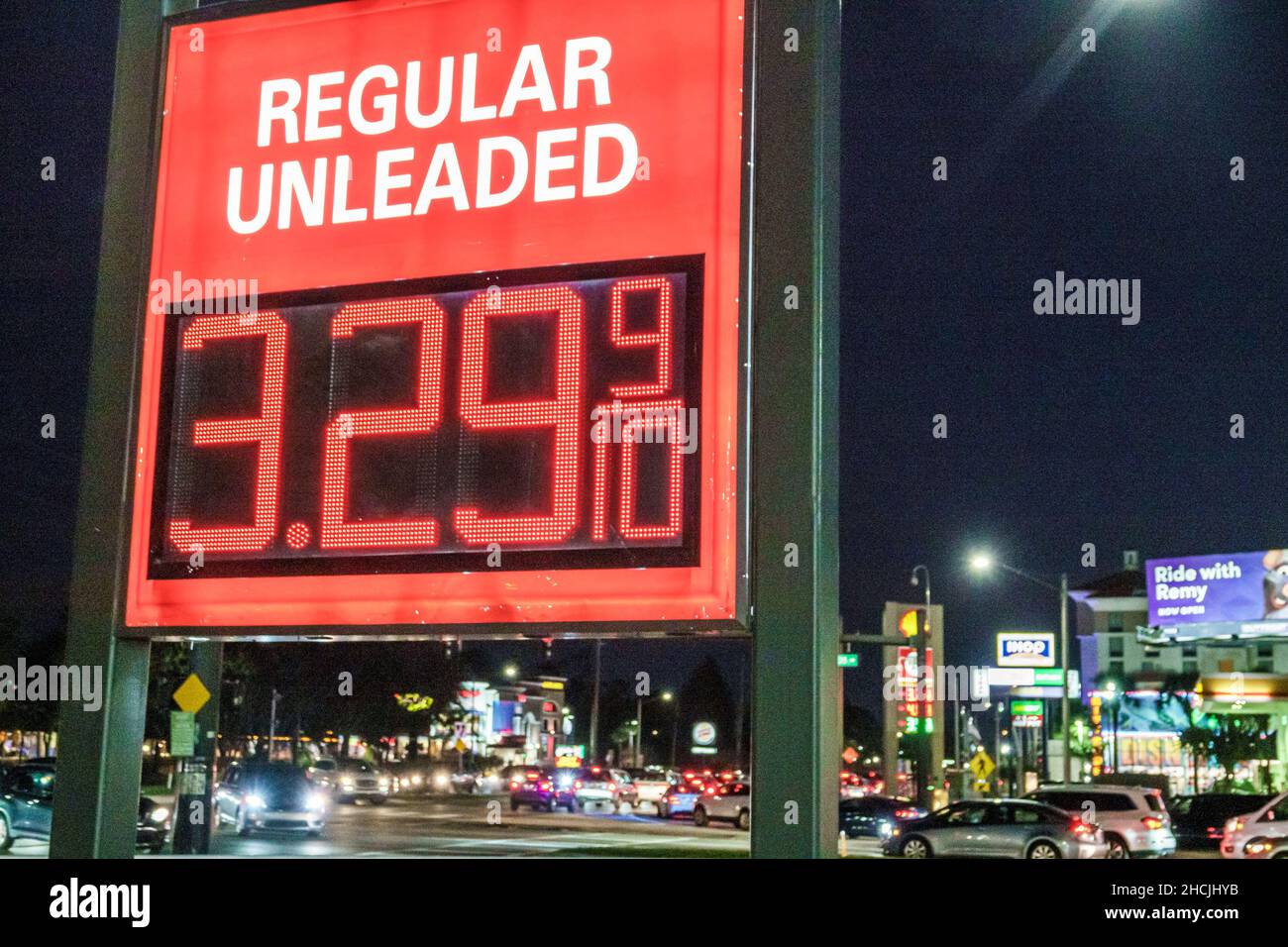 Night nighttime gas petrol station sign regular unleaded price hires stock photography and
