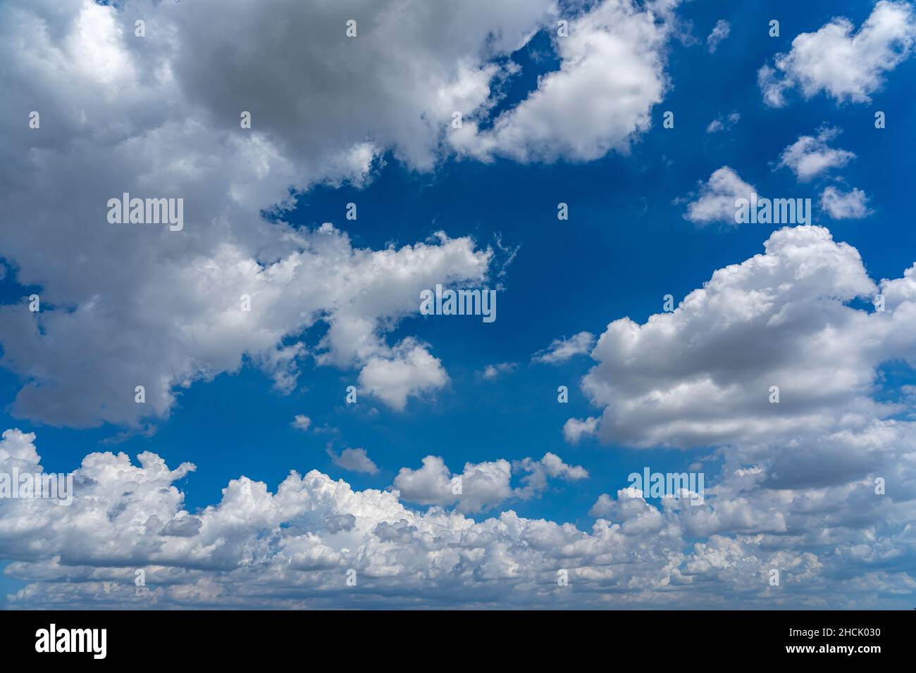 Beautiful blue sky background with white clouds Stock Photo - Alamy