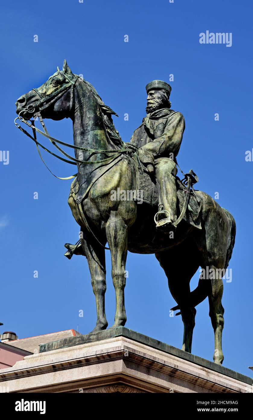 Equestrian statue of Guiseppe Garibaldi in front of the Teatro Carol Felice on Piazza De Ferrari, Genoa, Italy  Genoa, Genova, Italy, Italian. Stock Photo