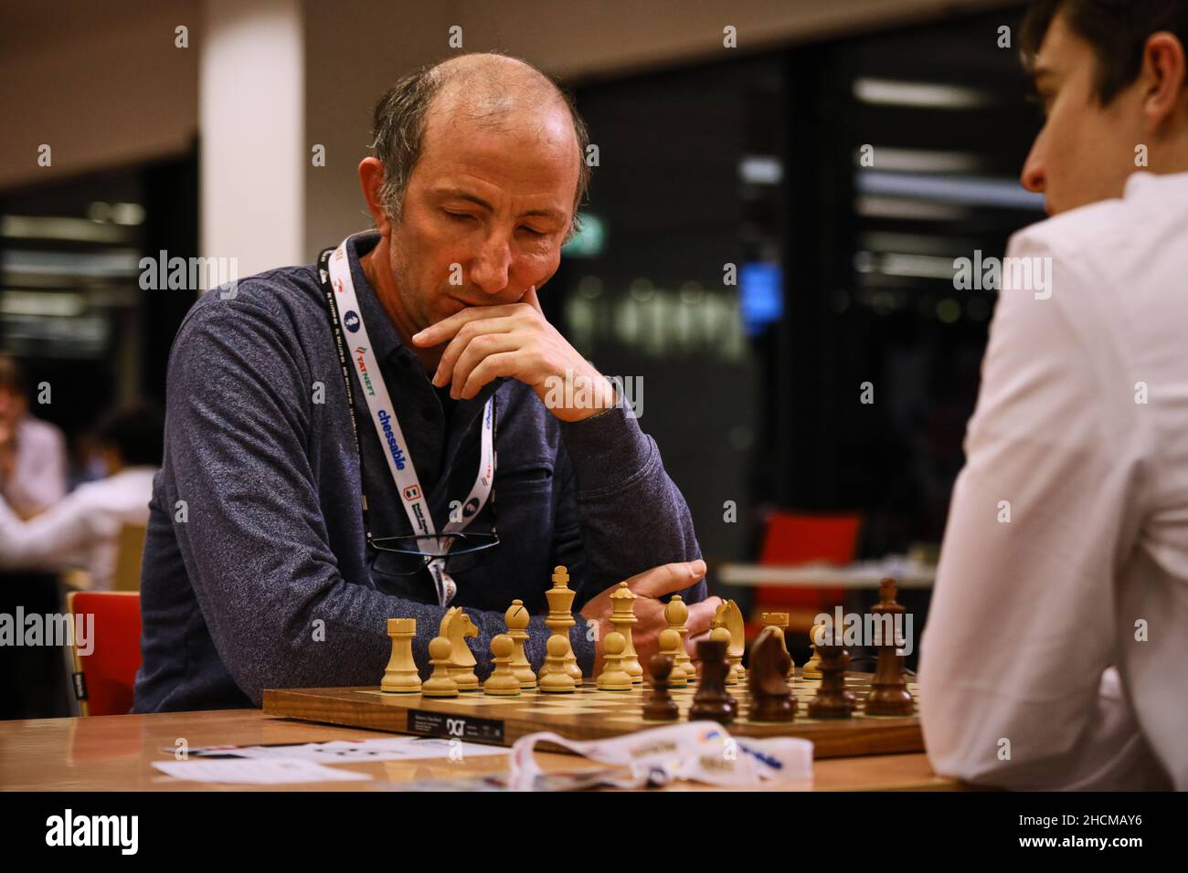 Blitz chess hi-res stock photography and images - Alamy