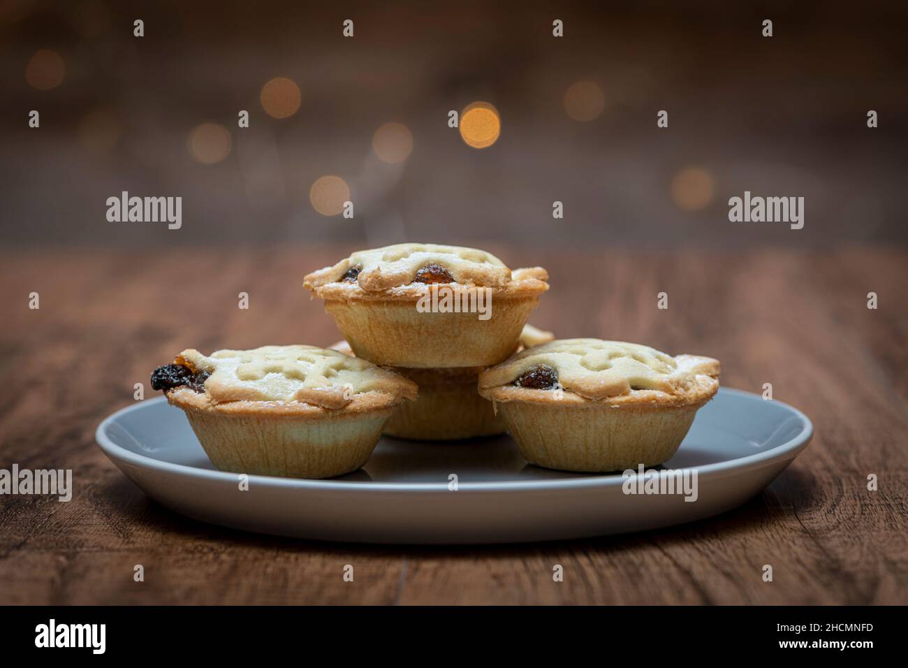 Homemade minced pies hi-res stock photography and images - Alamy