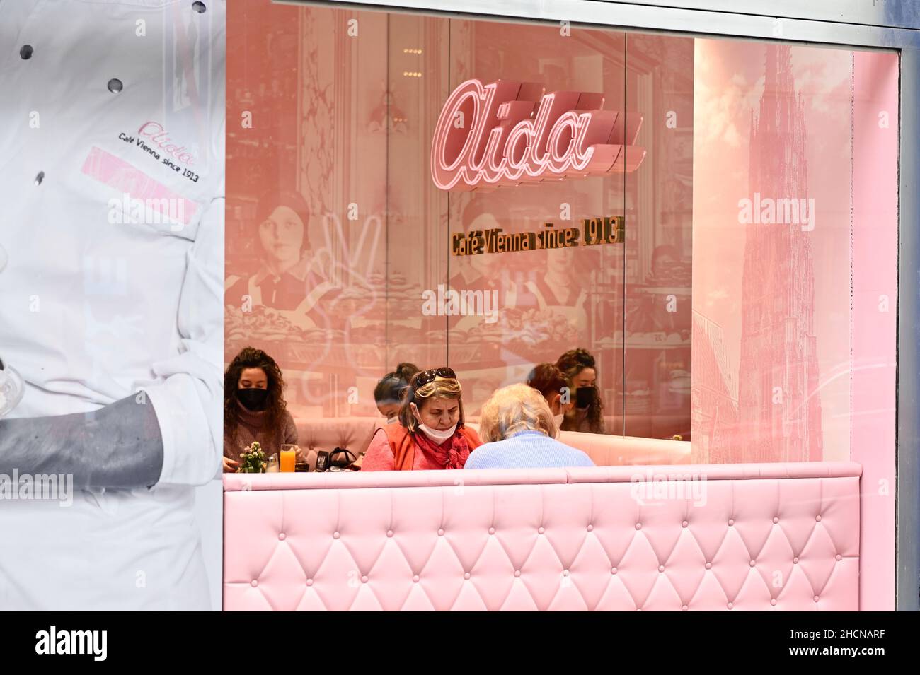 Vienna, Austria. Aida pastry shop in Vienna on Stephansplatz Stock Photo