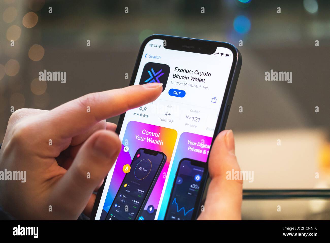 Exodus crypto bitcoin wallet app hi-res stock photography and images - Alamy
