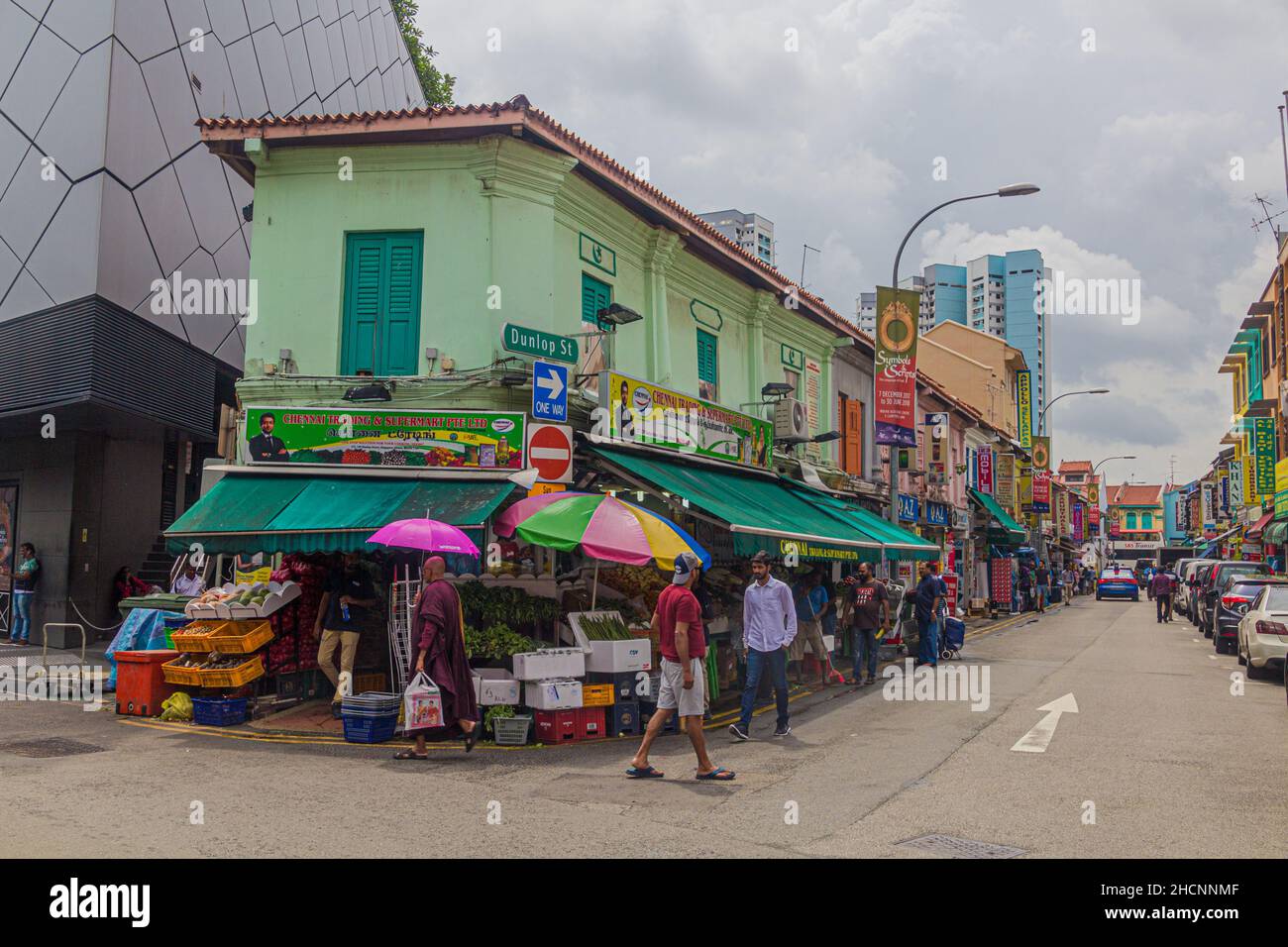 Singapore dunlop street hires stock photography and images Alamy