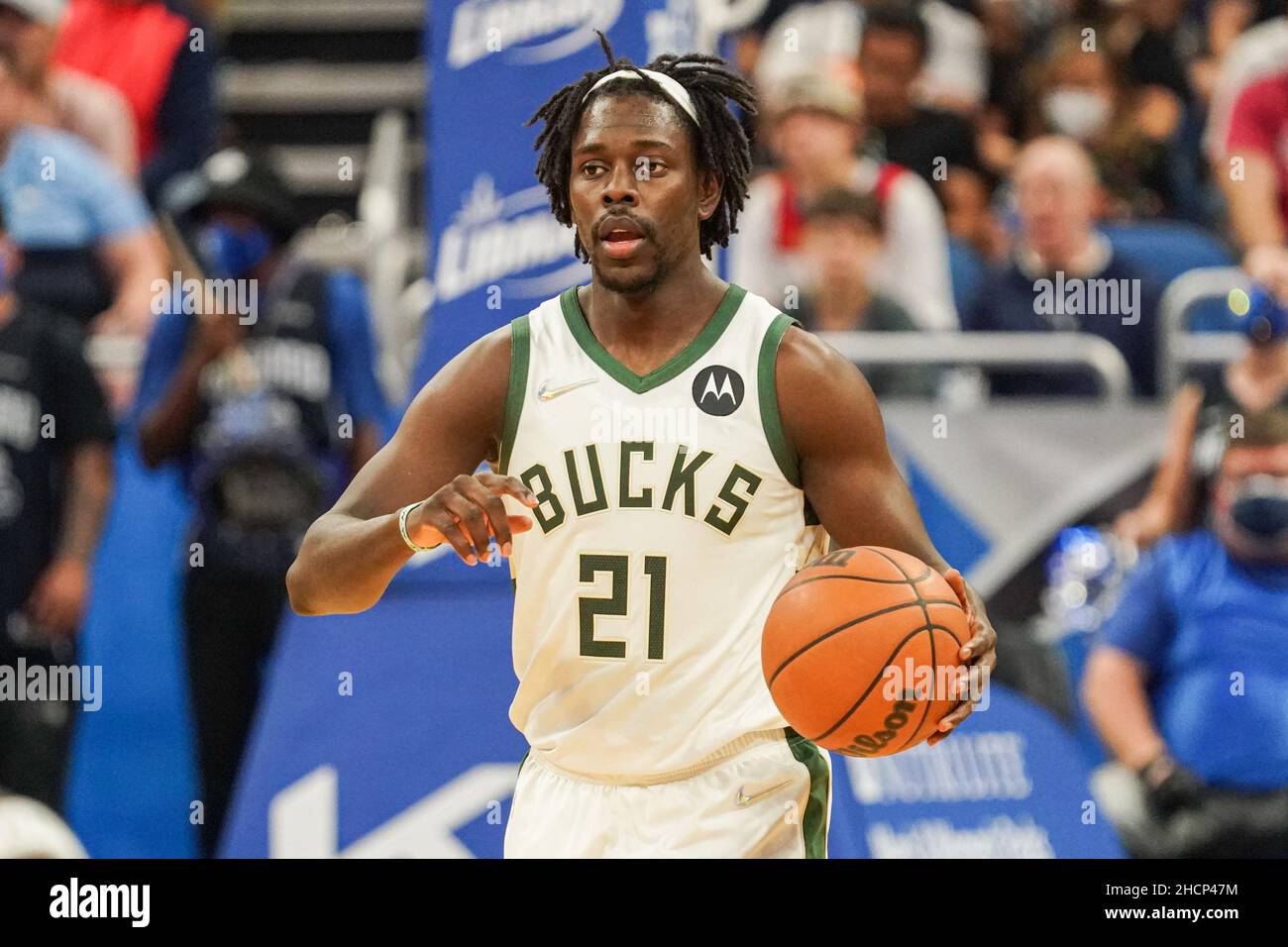 Pic of the Day: Jrue Holiday stars in Gremlins 4 - Interbasket