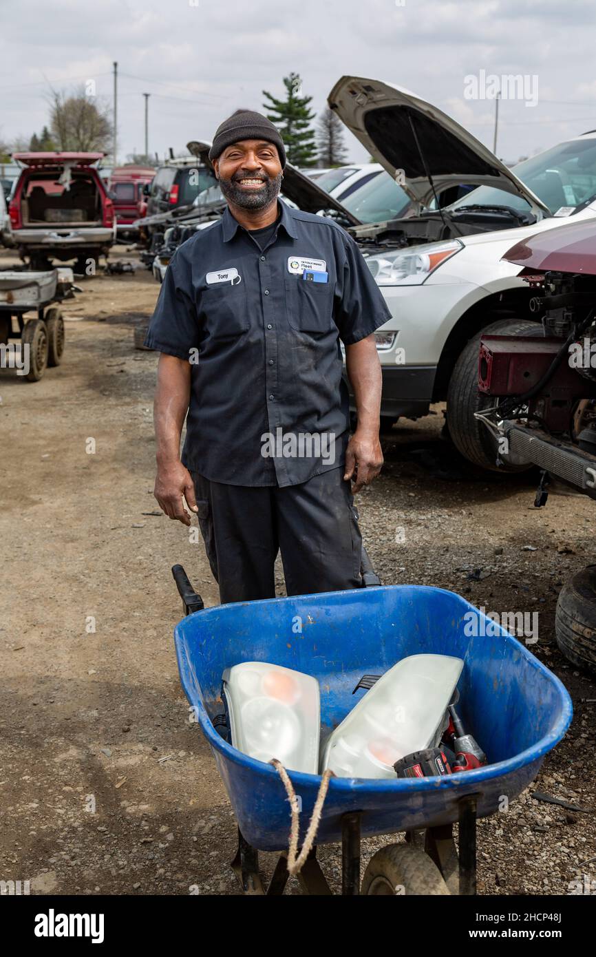 Lkq pick your part hi res stock photography and images alamy