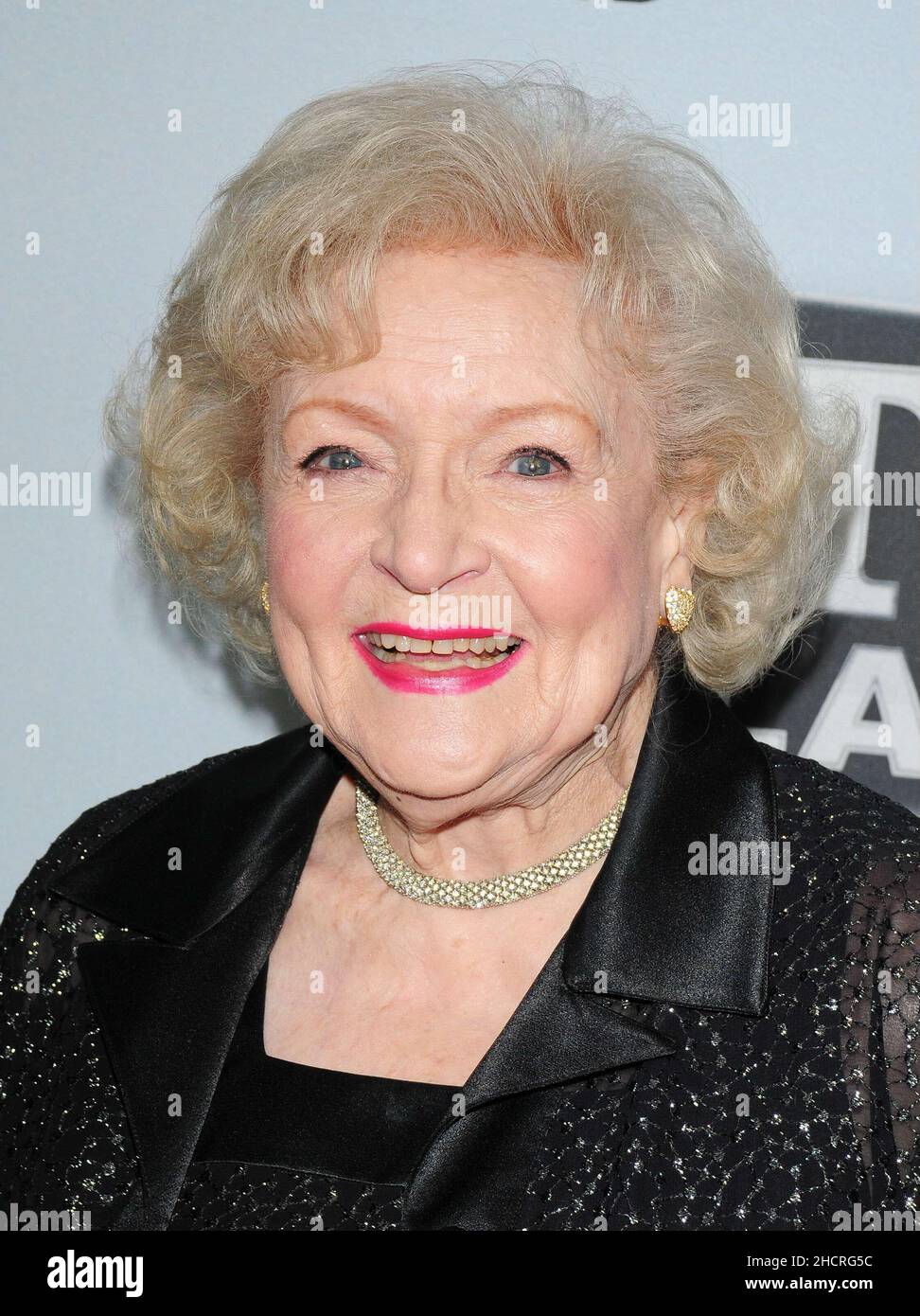 West Hollywood, USA. 10th Jan, 2011. Betty White. TV Land's 'Hot in Cleveland' and 'Retired at 35' Premiere Party. 10 January 2011, West Hollywood, CA. Photo Credit: Giulio Marcocchi/Sipa USA./TVland gm.014/1101110756 Credit: Sipa USA/Alamy Live News Stock Photo