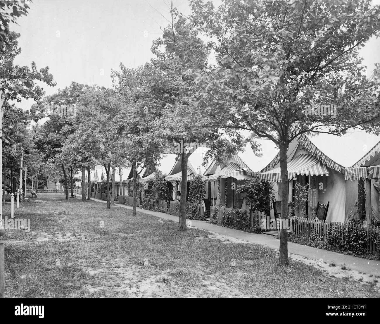 Tent life at Ocean Grove, NJ, circa 1906 Stock Photo