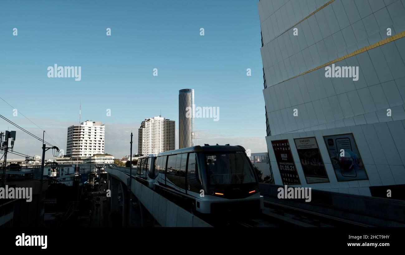 Bts Skytrain Gold Line From Krung Thon Buri To Khlong San Thonburi Bts Skytrain Gold Line From Krung Thon Buri To Khlong San Thonburi