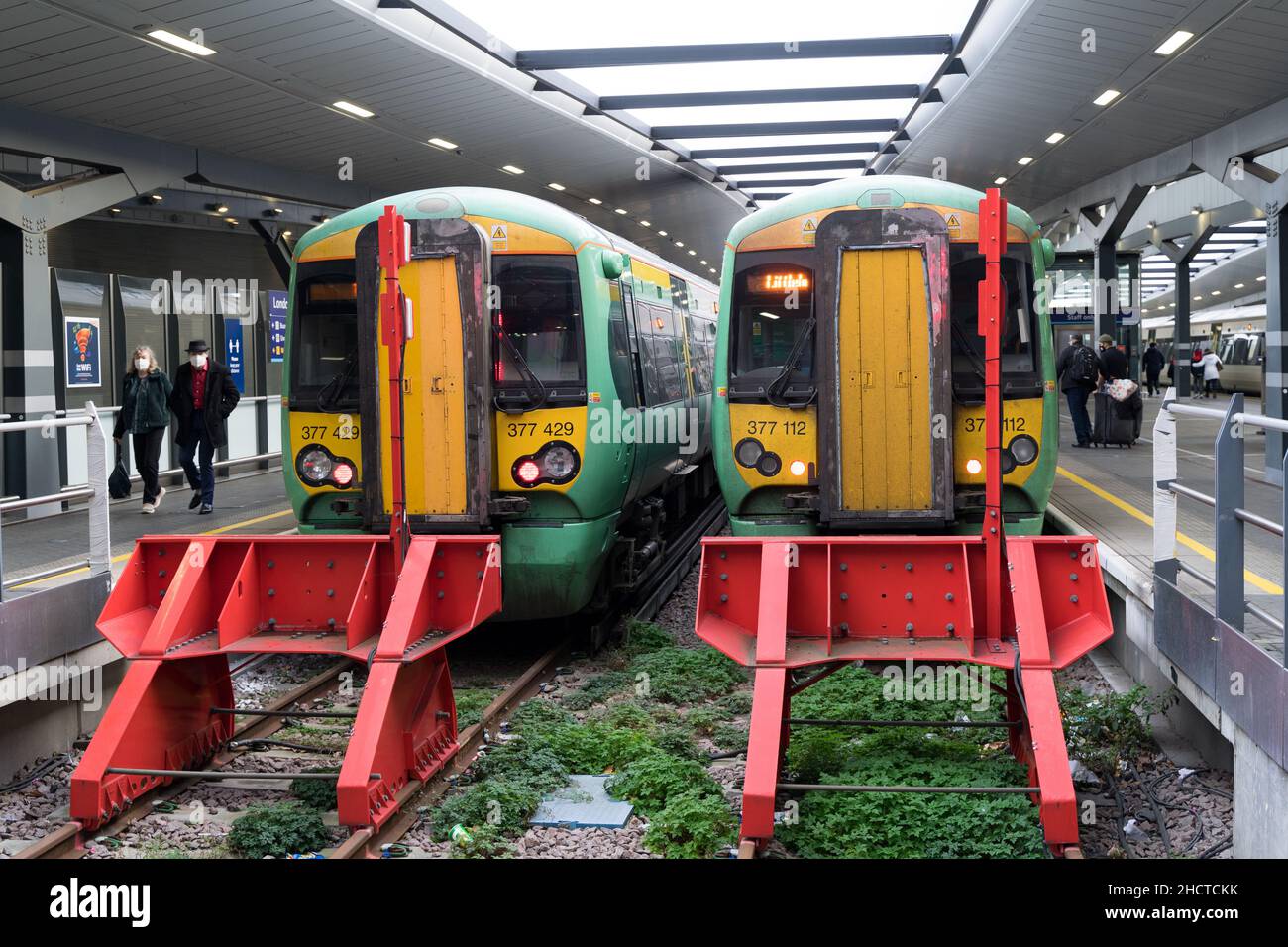 London UK, 1 January 2022. All Southern Rail services to and from London Victoria have been cancelled for two weeks over festive period until early January due to staff shortages or engineering work. Credit: Xiu Bao/Alamy Live News Stock Photo