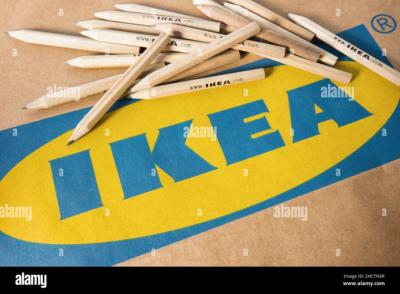 Ikea yellow shopping bag hires stock photography and images Alamy