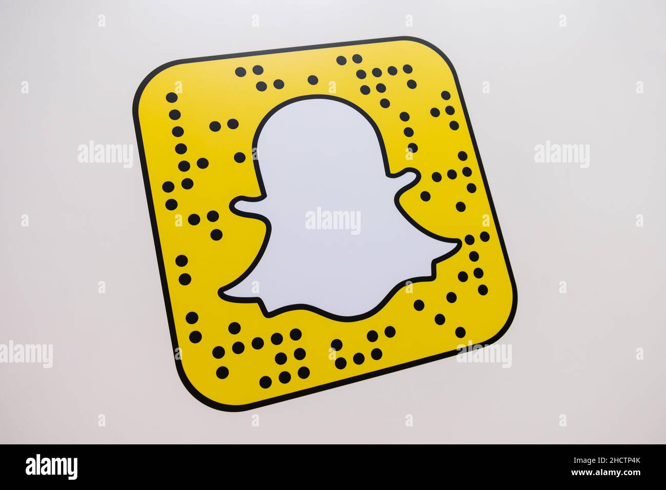 Page 3 - Snapchat App Icon High Resolution Stock Photography and Images -  Alamy