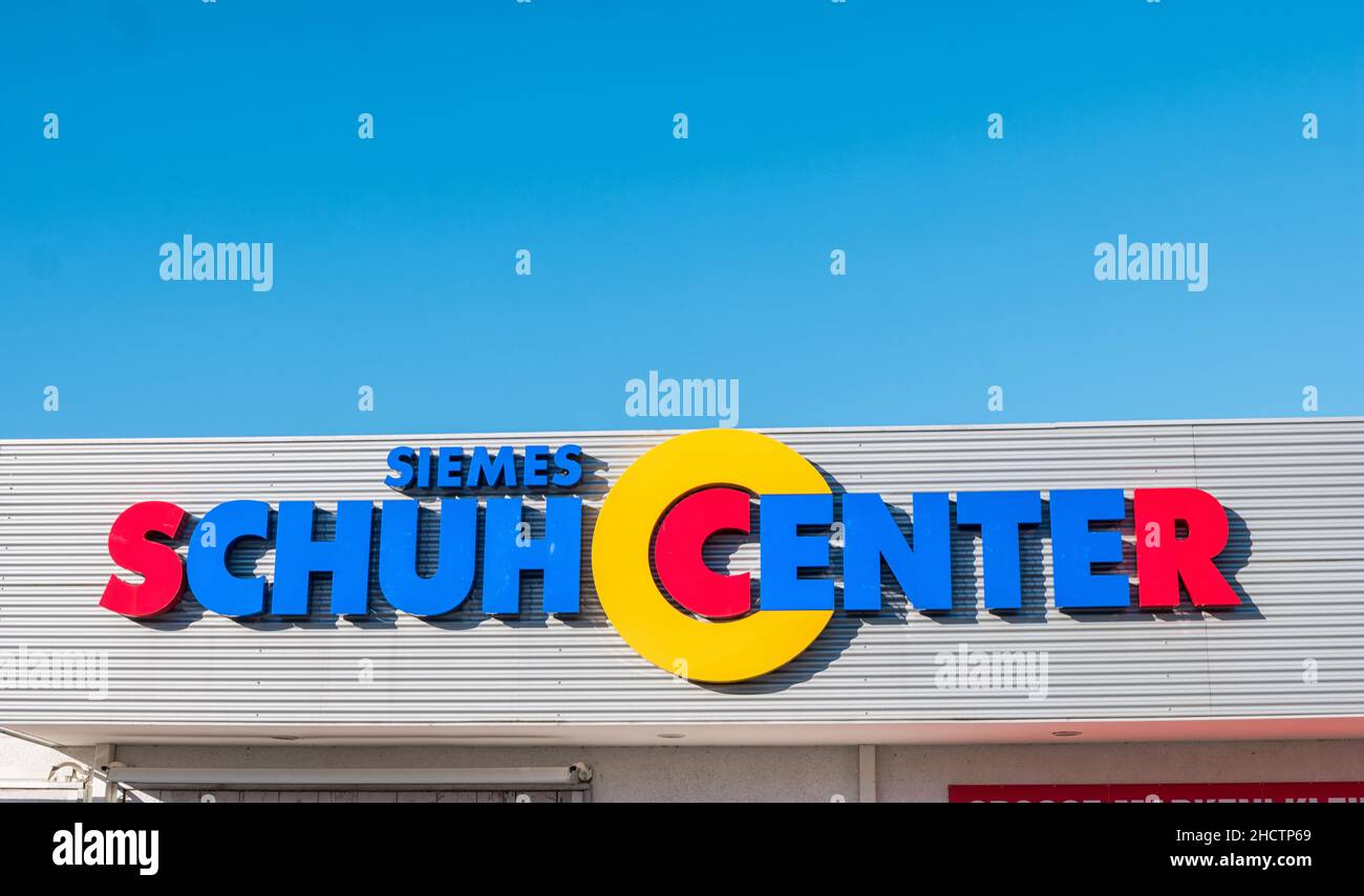 Schuhcenter High Resolution Stock Photography and Images - Alamy