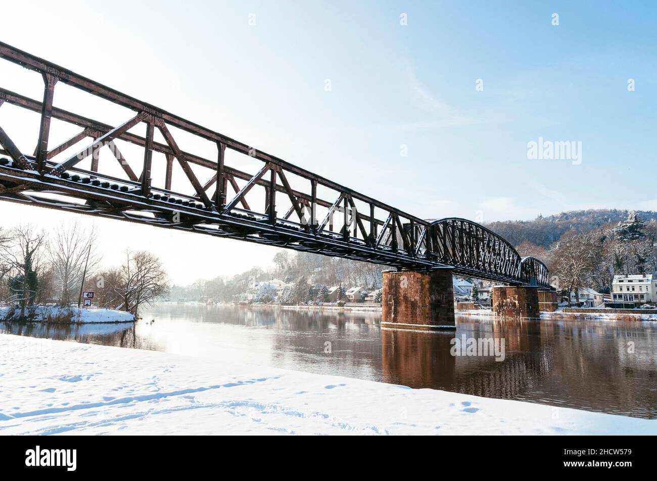 Steel truss bridge snow hi-res stock photography and images - Alamy