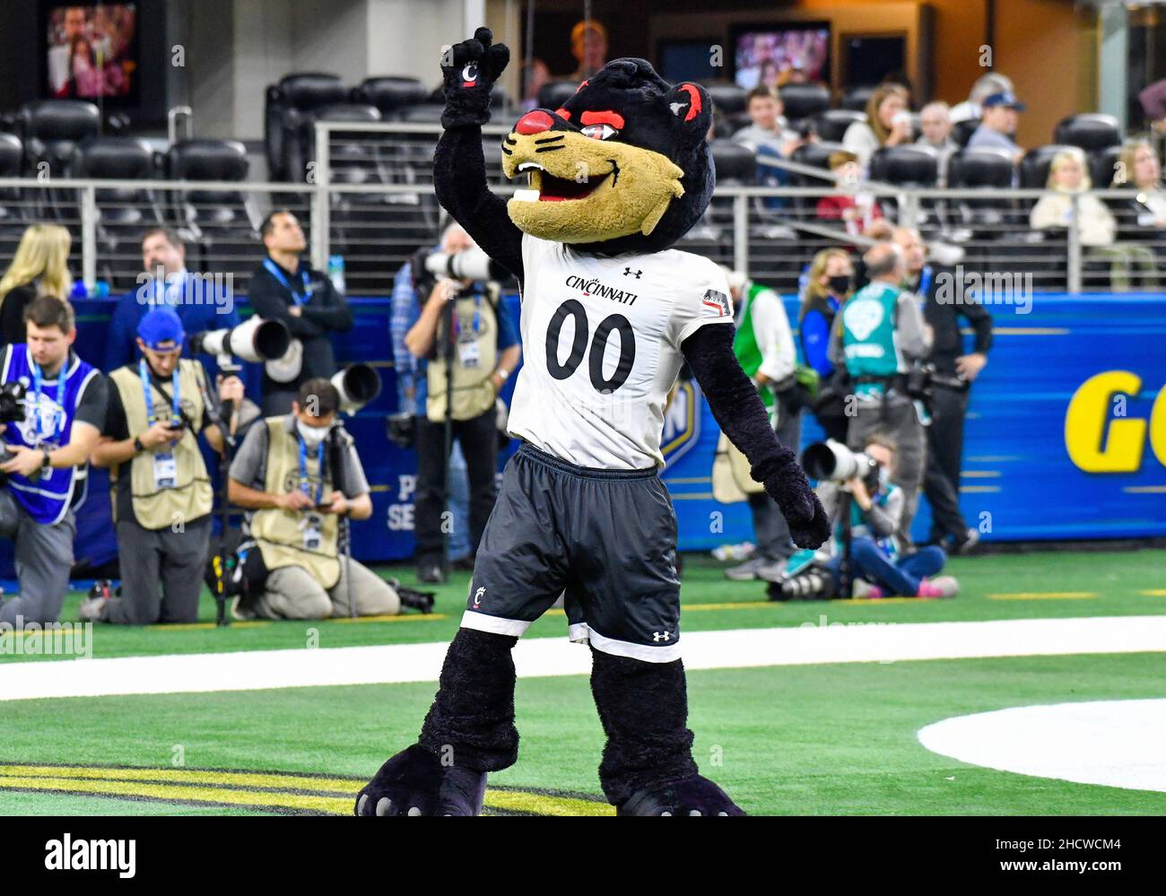 December 31, 2021: Cincinnati mascot Bearcat hypes up the crowd during ...