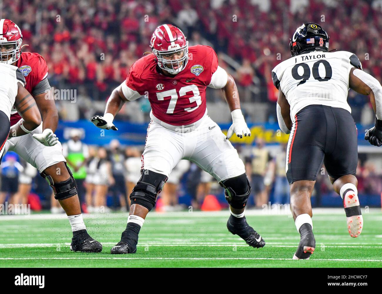 December 31, 2021 Alabama Crimson Tide offensive lineman Evan Neal (73