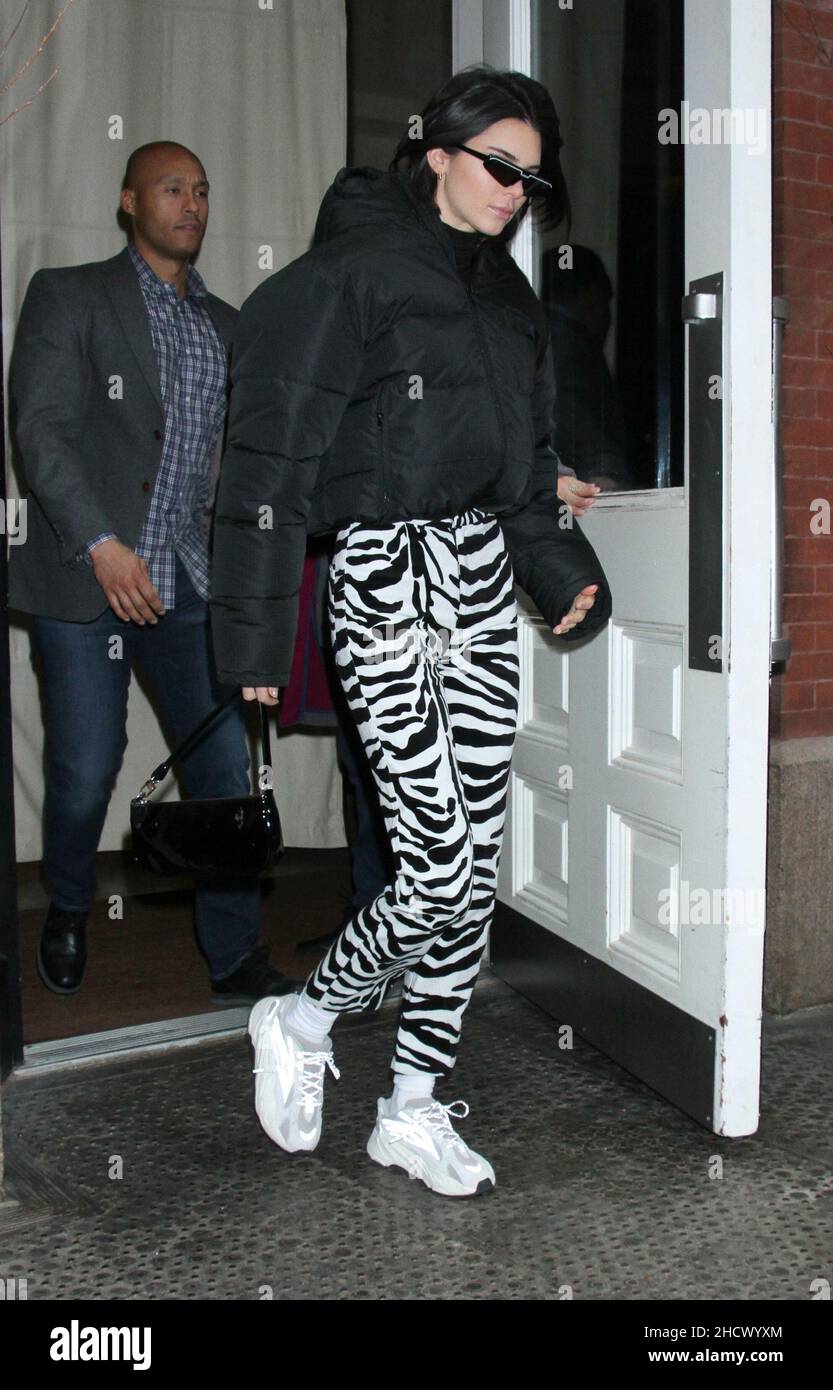 New York - NY - 20190211 Kendall Jenner Wearing Zebra Print Pants