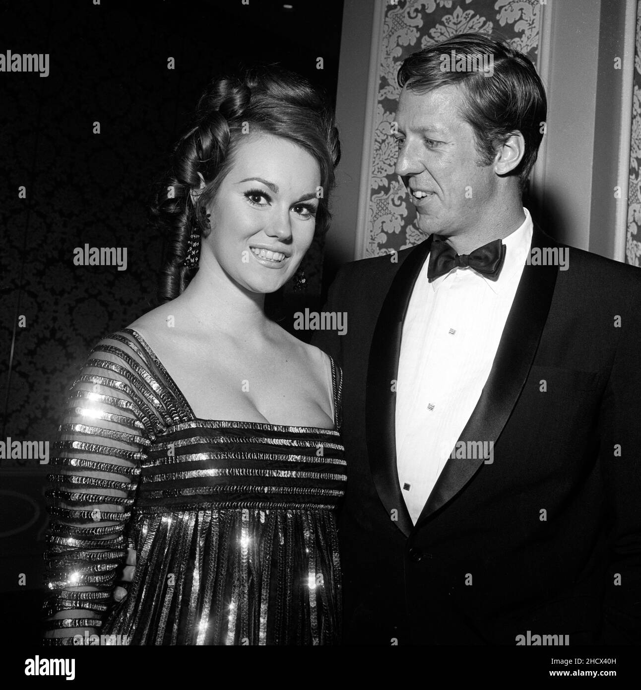 Barbara Rhoades and David Hartman Circa 1970's Credit: Ralph Dominguez/MediaPunch Stock Photo