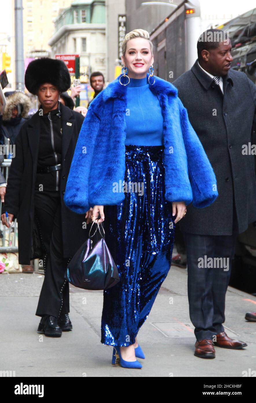 New York - NY - 20190227-Katy Perry in Bright Blue Outfit Outside of