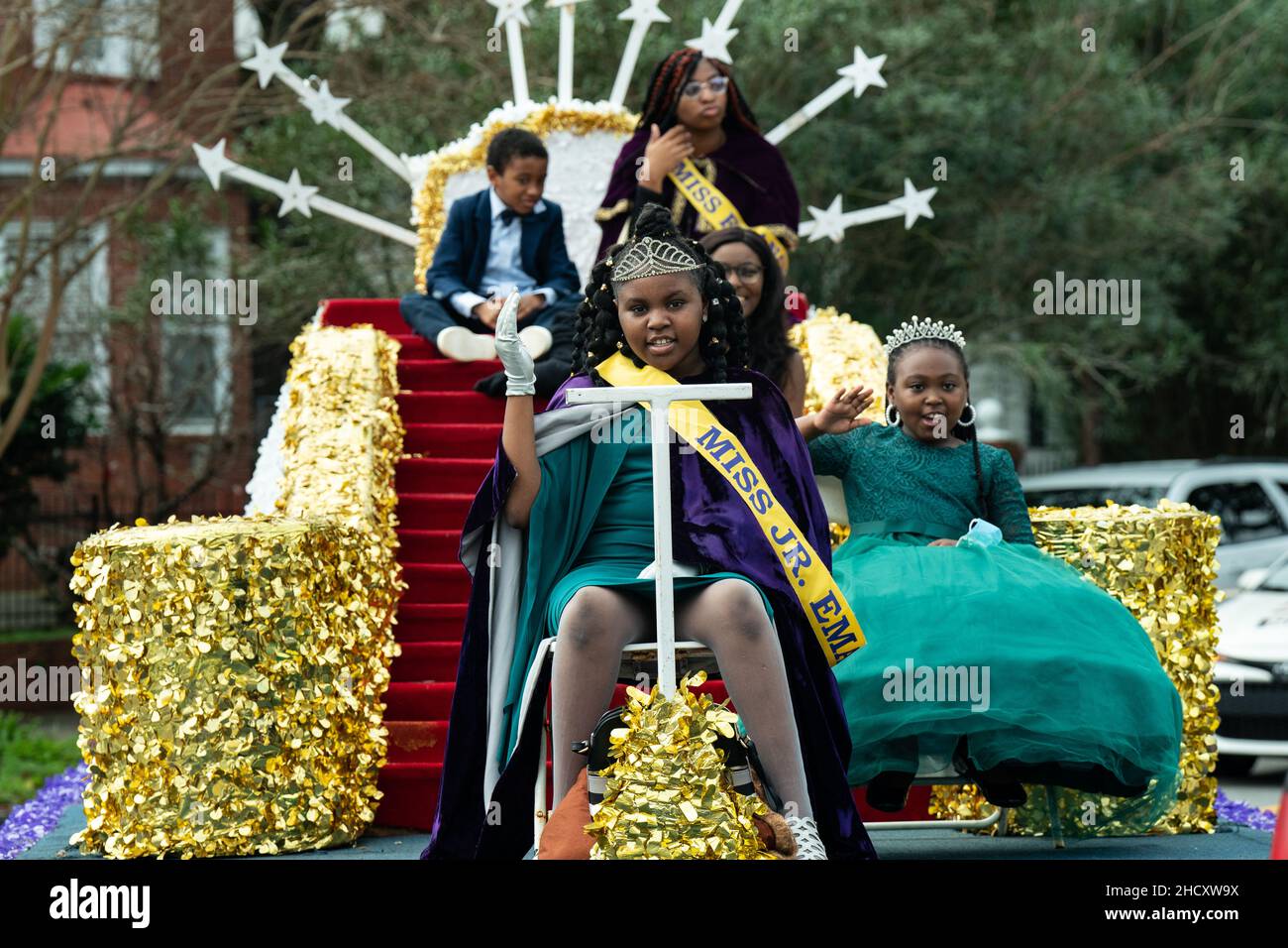 Charleston, United States Of America. 02nd Jan, 2022. Charleston, United States of America. 02 January, 2022. A float carrying the Emancipation beauty queens passes during the 156th annual Emancipation Proclamation parade celebrating the freeing of African-American slaves, January 1, 2022 in Charleston, South Carolina. The parade has been held on New Year Day since 1866 and is the oldest parade in the country commemorating the day President Abraham Lincoln abolish slavery. Credit: Richard Ellis/Richard Ellis/Alamy Live News Stock Photo