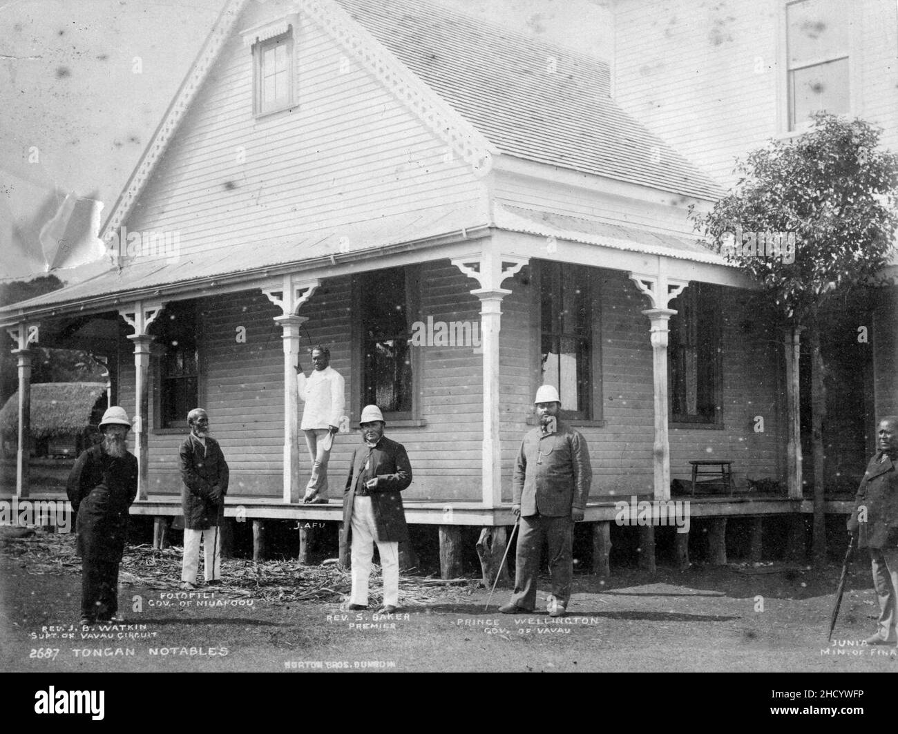 Rev James B Watkin, Fotofili, J Afu, Rev Shirley Waldemar Baker, Prince Wellington and Junia standing outside a house in Neiafu, Tonga. Stock Photo