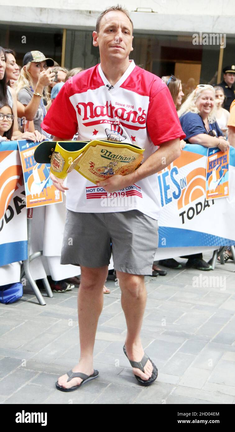 New York - NY - 20190705 Joey Chestnut Miki Sudoat Today Show  to talk about  his win in  downing  71 hot dogs in Nathan's Hot Dog Eating Contest and her win with downing 31 hot dogs.   -PICTURED: Joey Chestnut ROGER WONG Stock Photo