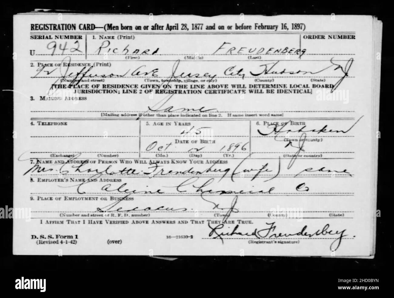 Richard F. Freudenberg (1896-1988) WWII draft registration, front. Stock Photo