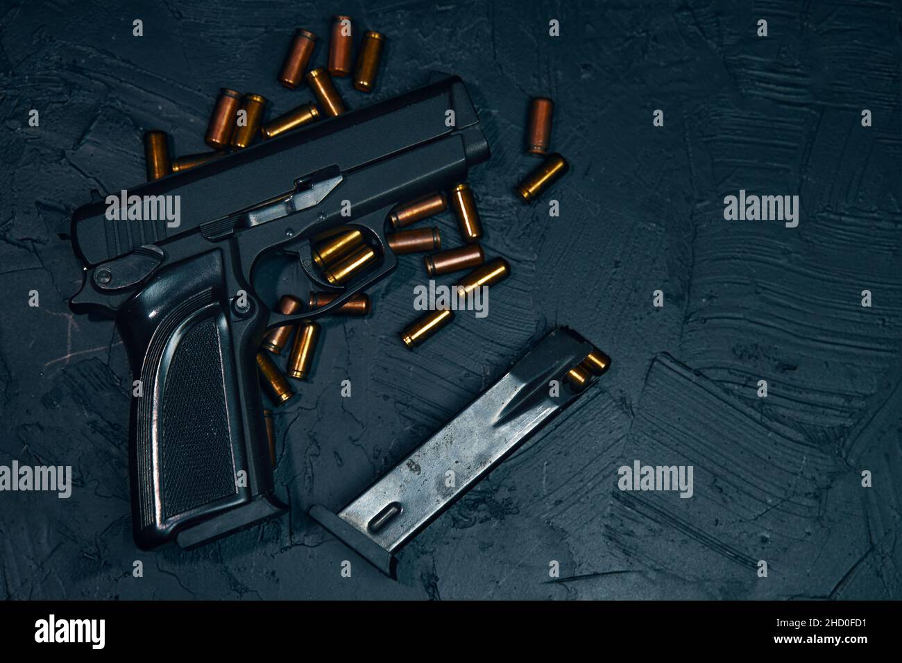 Automatic firearms with bullets Stock Photo Alamy