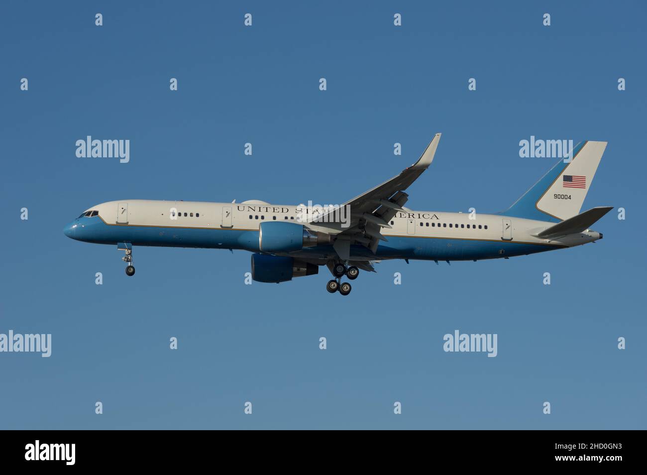 Los Angeles, California, USA - January 1, 2022: this image shows United States of America Boeing 757-200 C-32 with registration 90004 arriving at LAX, Stock Photo